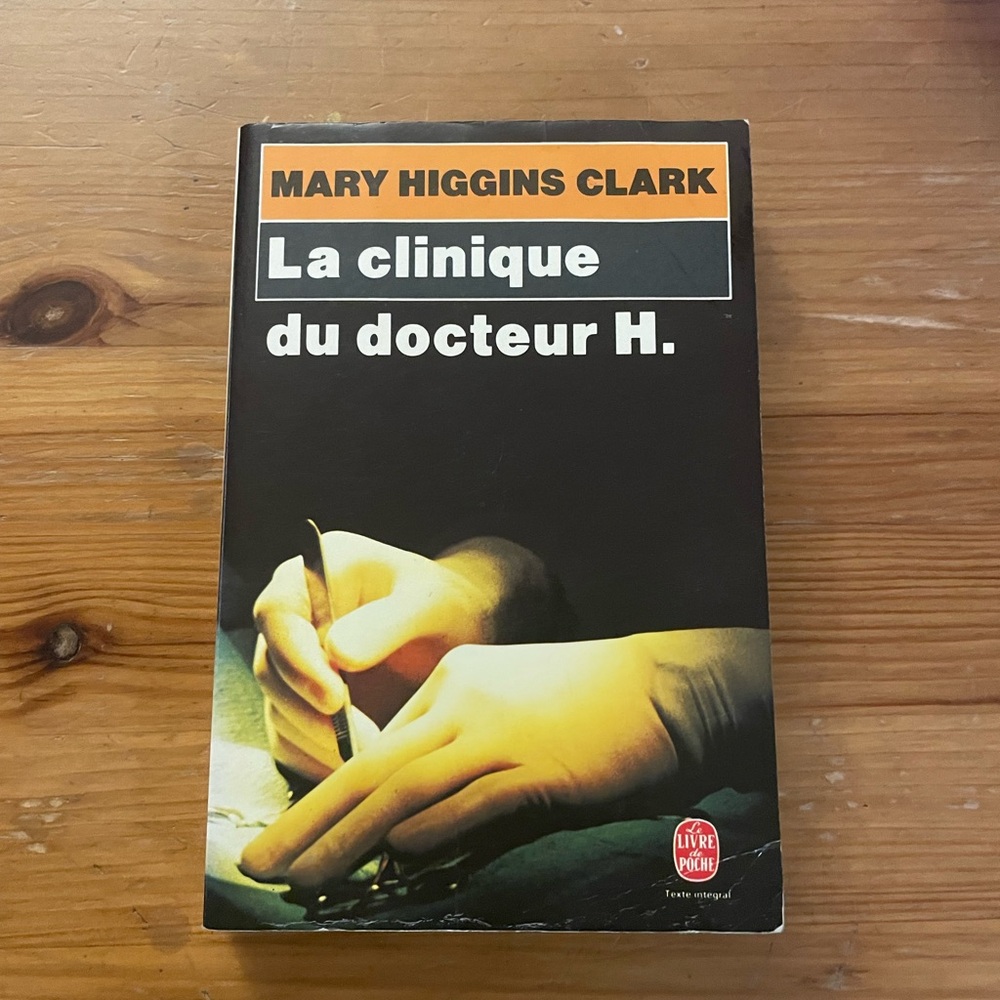 Mary Higgins Clark Book - La Clinique du Docteur H.